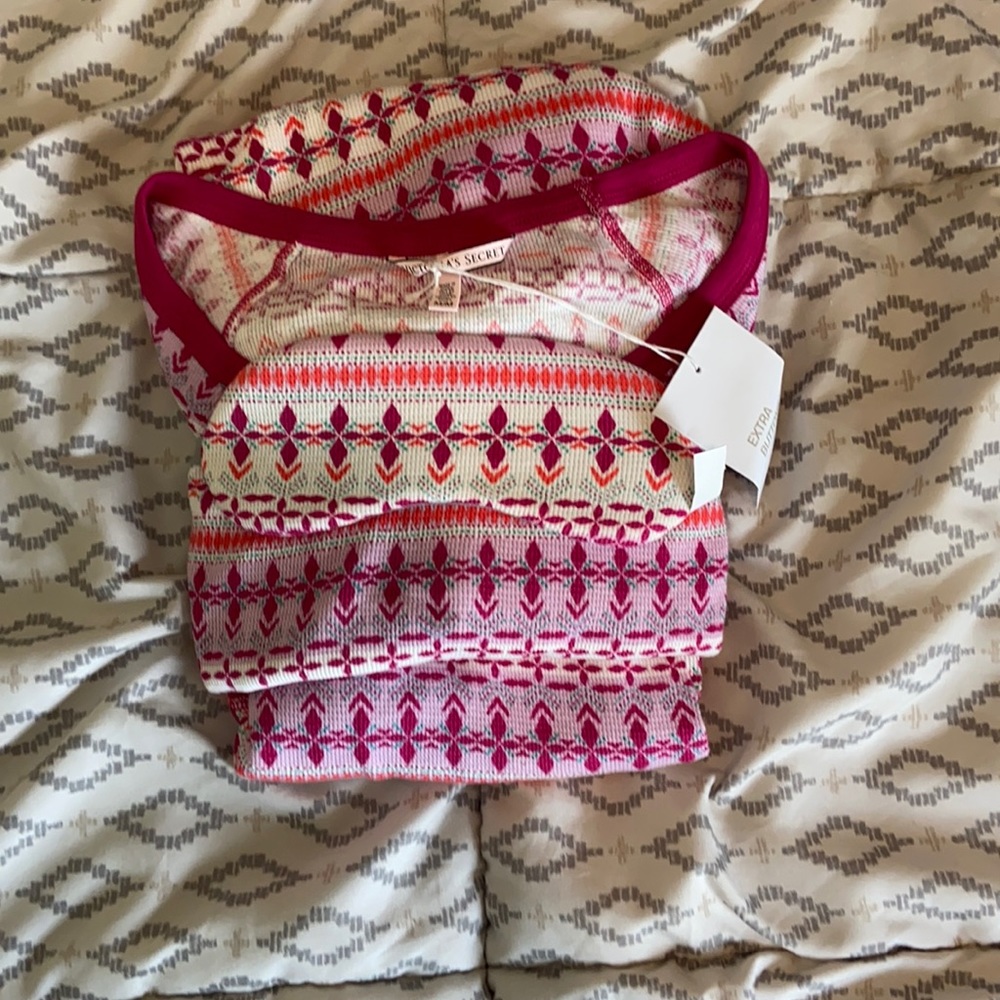 Size medium Victoria secret pajamas long-John set never worn